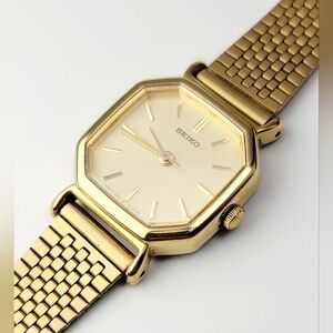 Vintage Seiko 4N21-5022 Ladies Quartz Watch • Gold Tone Octagon Dress Watch JDM